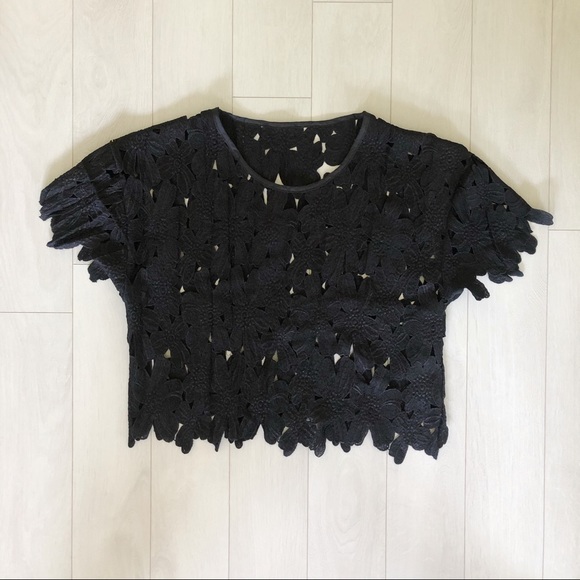 Dresses & Skirts - Unknown brand - eyelet top and skirt set